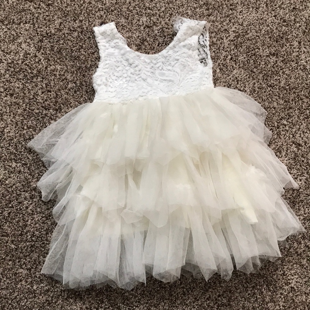 Little girls lace dress